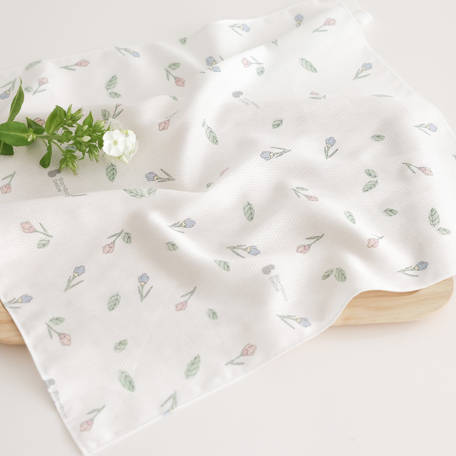 BambooBebe Signature Embossed Hankie - Flower Buds 5 pack - Zezebaebae