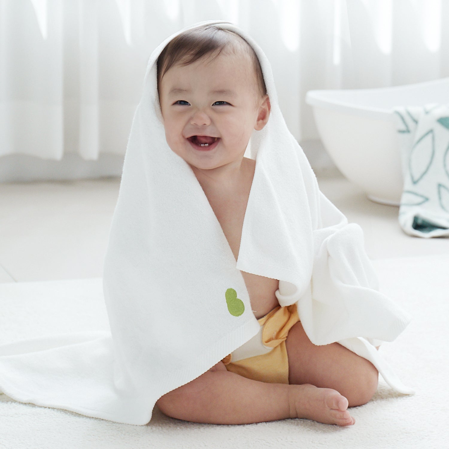 BambooBebe TokTok Bath Towel - Zezebaebae